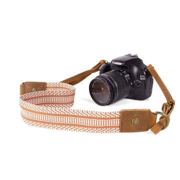 Leather camera strap PICTURE